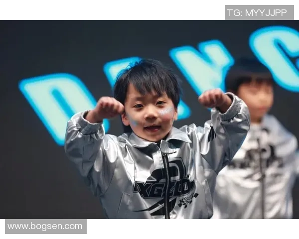 街舞人生的舞台与梦想吴强与我畅谈他的舞蹈旅程 街舞人生的舞台与梦想吴强与我畅谈他的舞蹈旅程